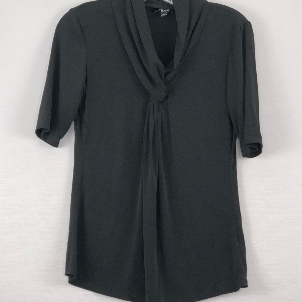 Black Top w/a Twist! Woman’s SZ S